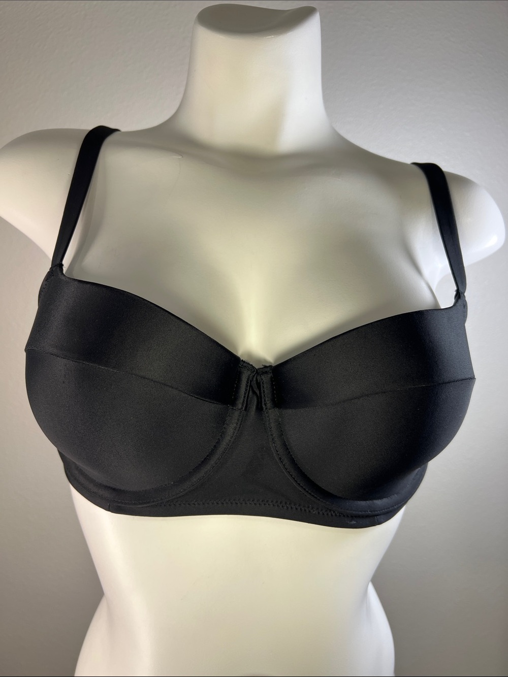 aerie Black Real Good Adjustable Solid Sungazer Bikini Top Size US 36C